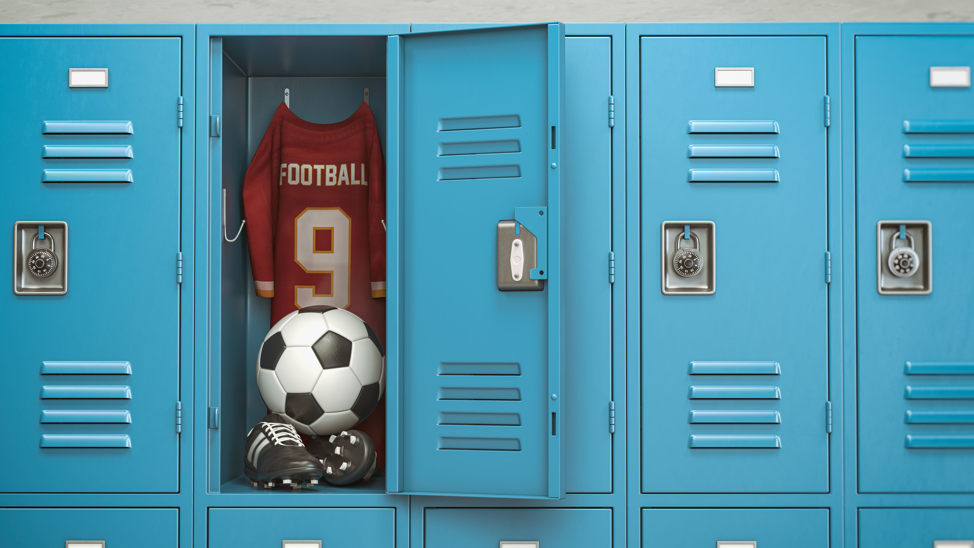 Isang asul na locker ang bukas, na nagpapakita ng pulang football jersey