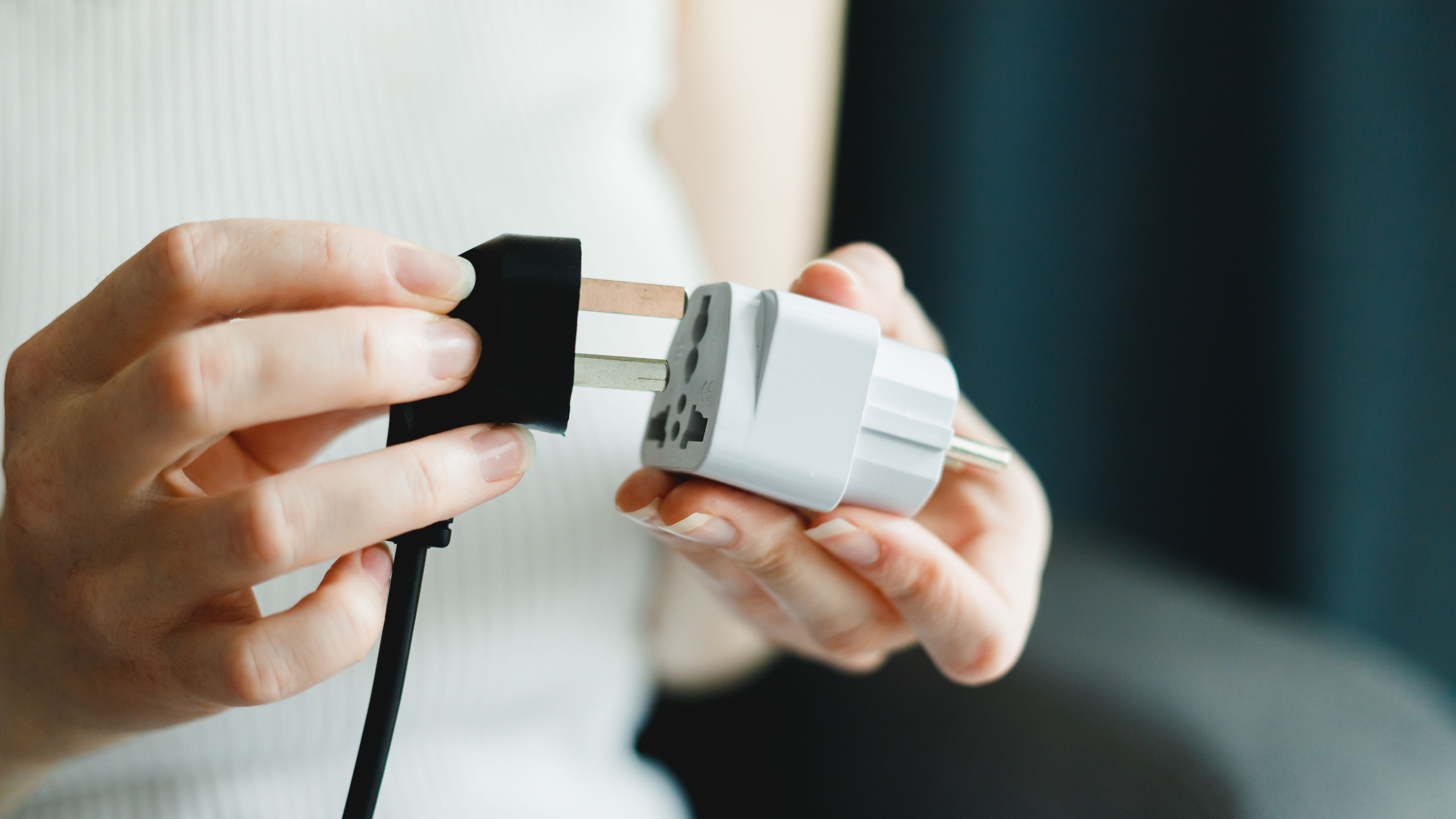 universal travel adapter and electrical plug